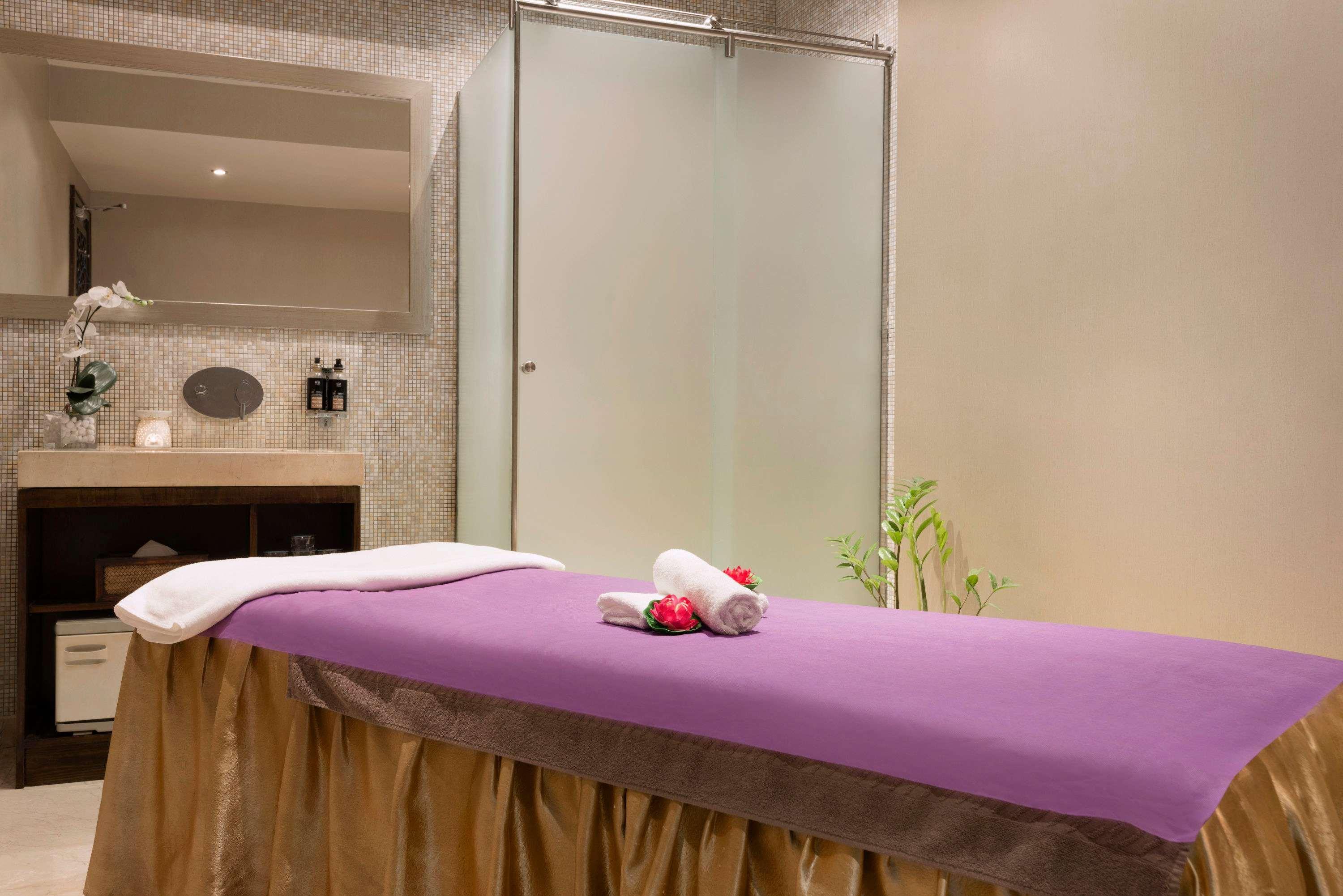 Ramada Downtown 4* Abu Dhabi