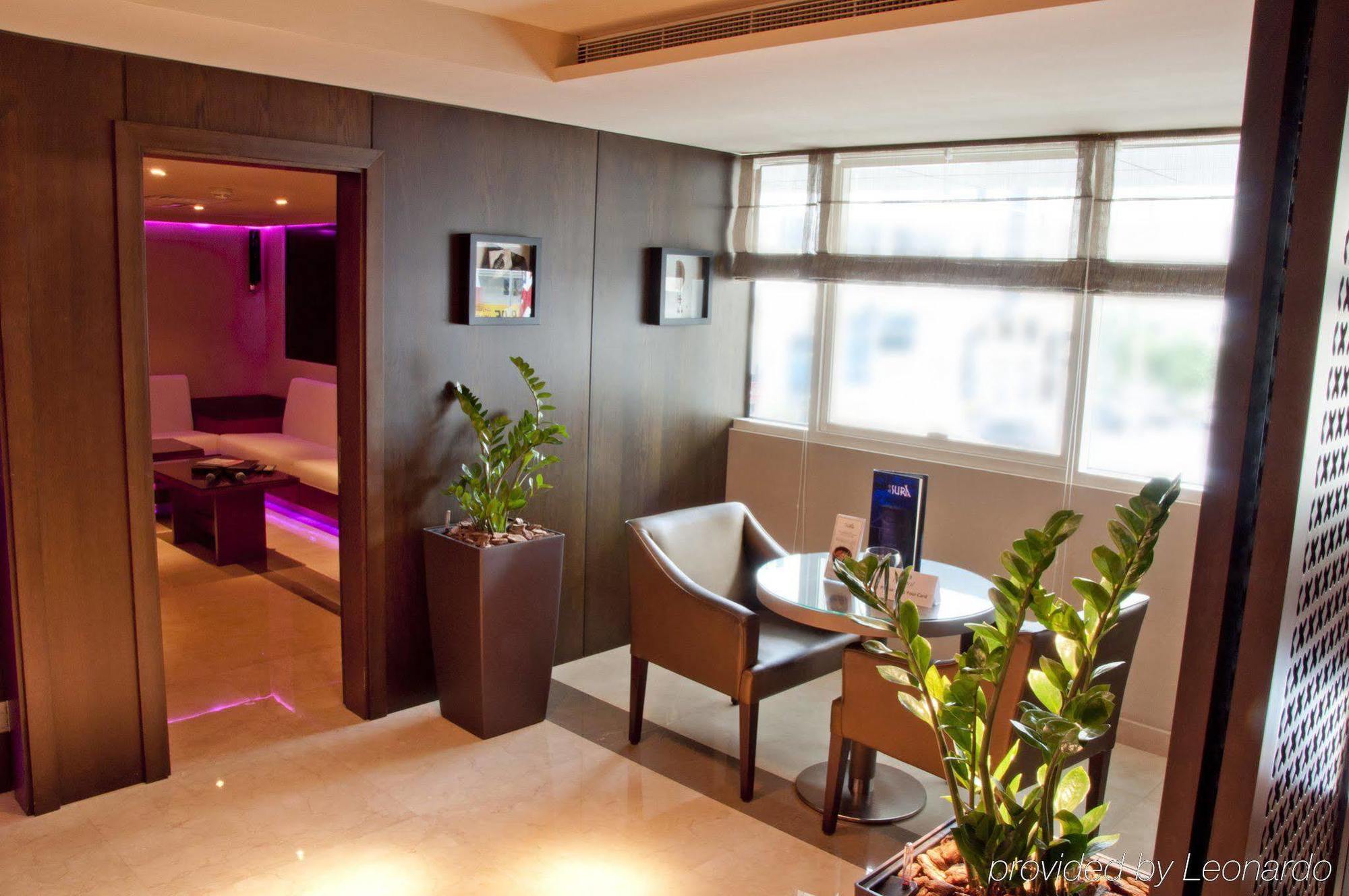 Ramada Downtown 4* Abu Dhabi